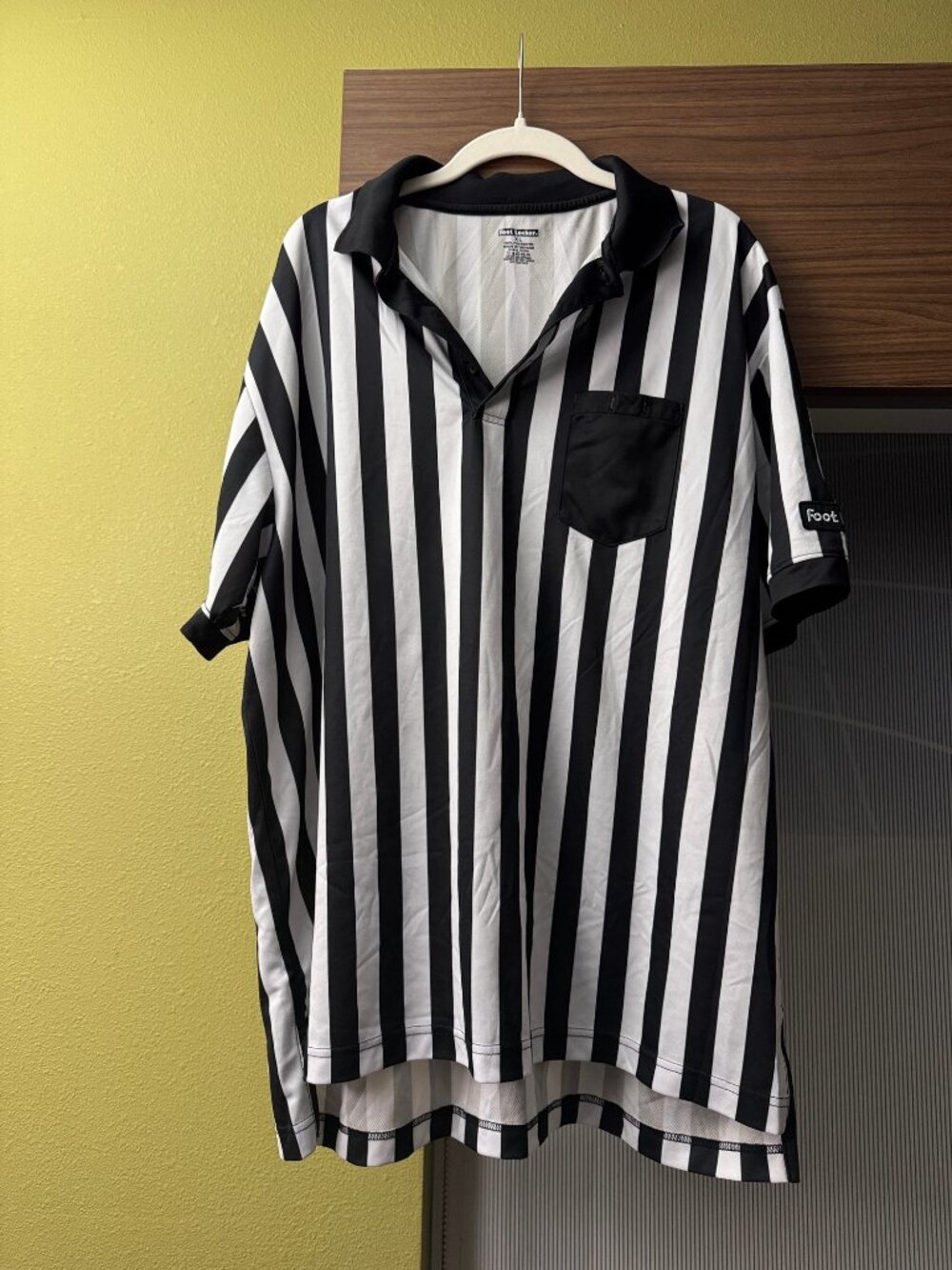 Foot Locker Employee Referee Stripe Uniform Polo Shirt XL